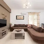 Kiriakos Apartman Afándu